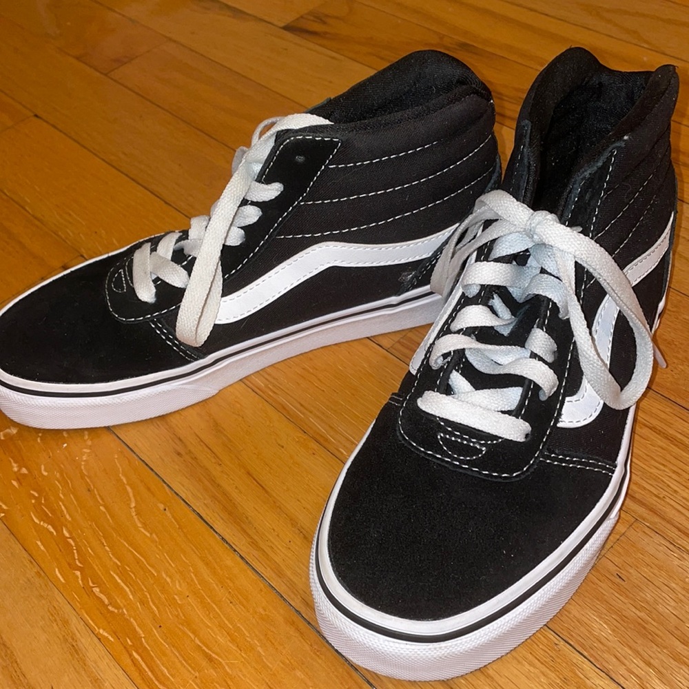 Black Vans